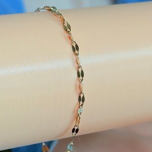 ⚜️❤️‍🔥 Elegant Gold Chain Bracelet